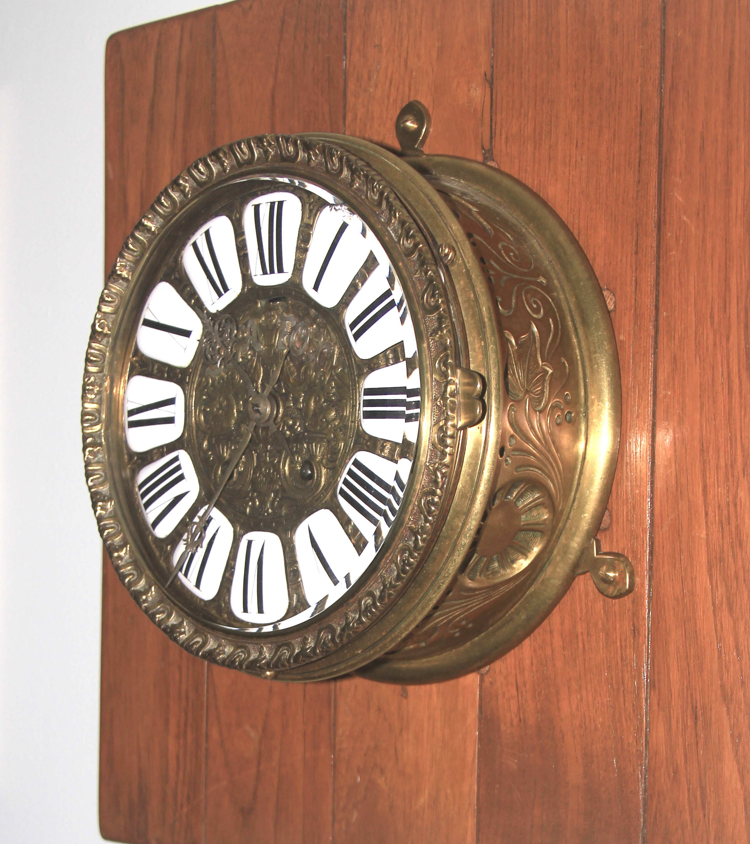 Tiffany & Company Makers Ships Bell Clock for Sea Fox